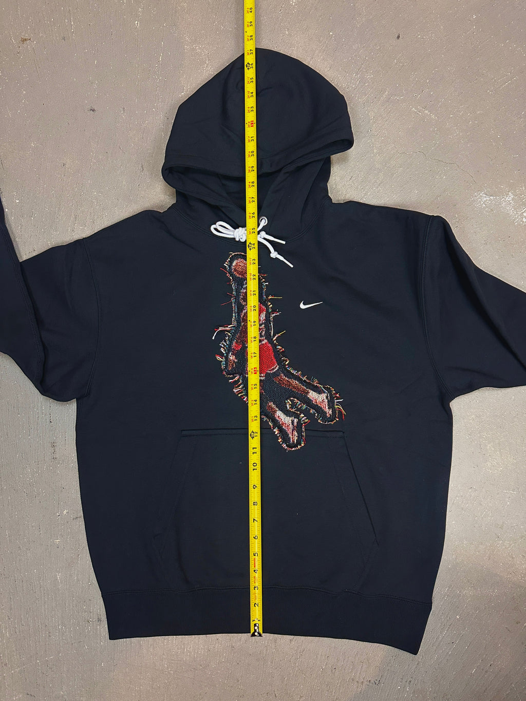 Black Crewneck with Basketballl Man Patchwork