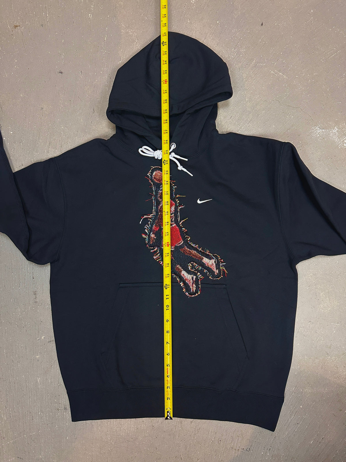 Black Crewneck with Basketballl Man Patchwork